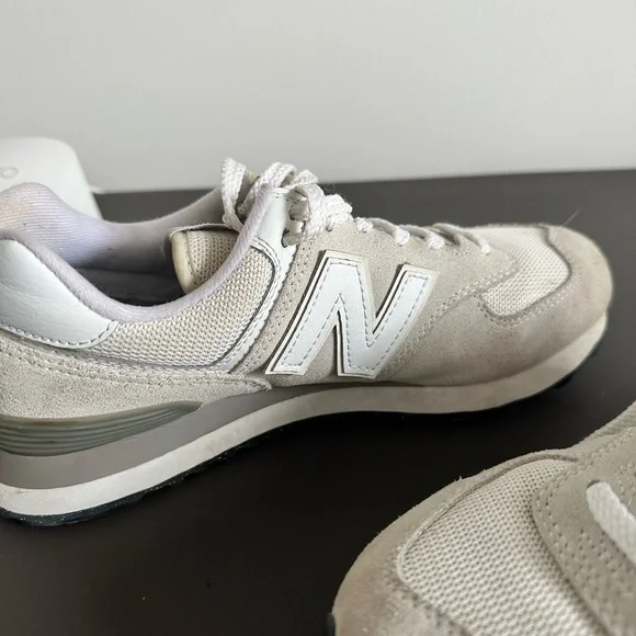 New Balance 574 Core Sneakers in Nimbus Cloud with NB white Women size 8 - Picture 9 of 15